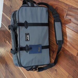 Roberto Cavalli Cavalli Class 19"  Logo Duffel Bag With Shoulder Strap Nwt ❤️